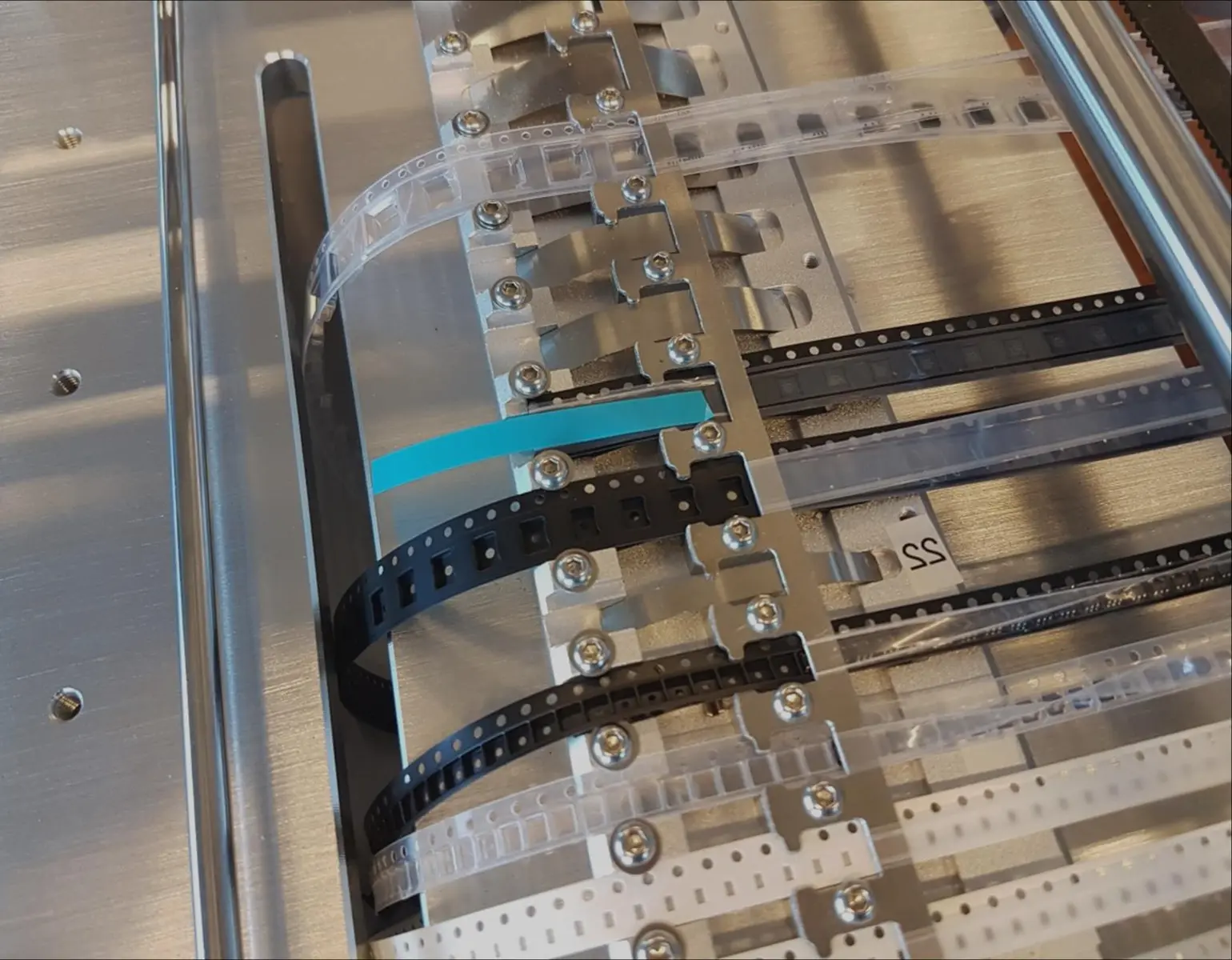 M6 antistatic heat-seal cover tape / M6 抗靜電熱封上蓋帶